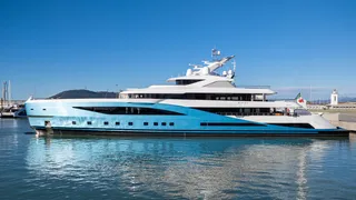 10 Years After～PRINCESS PRINCESS Premiu… Princess S80: Supersize sportsbridge doubles up on cockpit space
